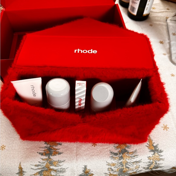 Rhode Peppermint Parcel - Picture 2 of 3